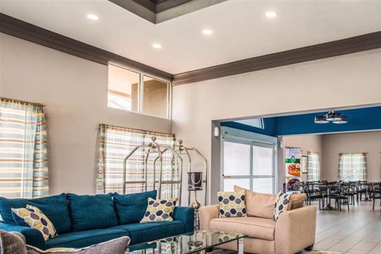 Quality Suites Lake Charles Downtown Eksteriør bilde