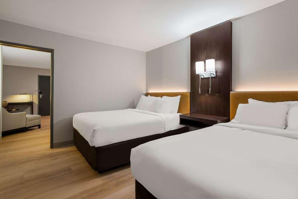 Quality Suites Lake Charles Downtown Eksteriør bilde