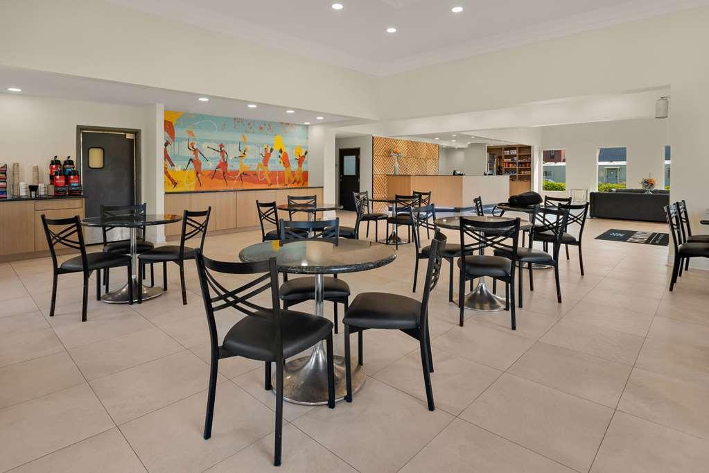 Quality Suites Lake Charles Downtown Restaurant bilde