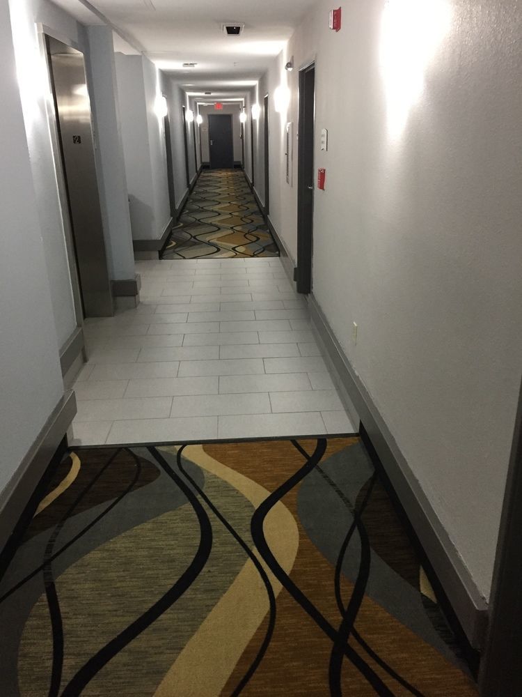 Quality Suites Lake Charles Downtown Eksteriør bilde